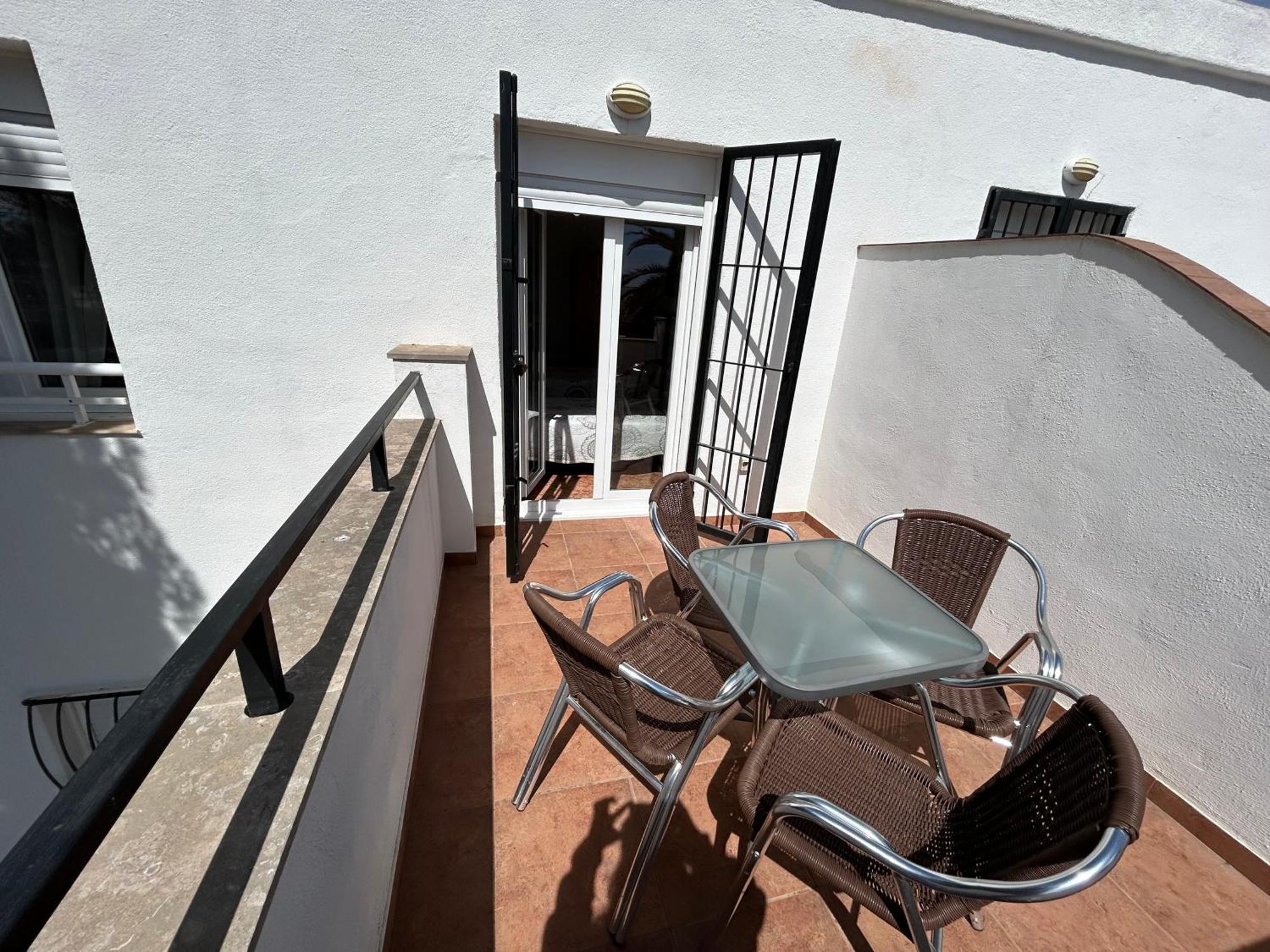 Apartamentos Playa D y G Sant Carlos de la Ràpita Exterior foto